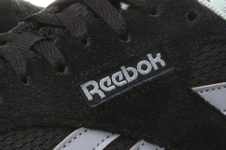 Reebok Royal Ultra SL Branding